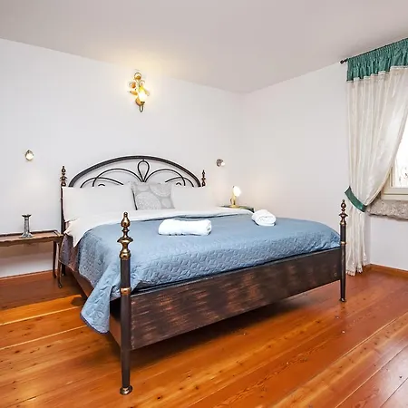 Apartment Casa Rubeus