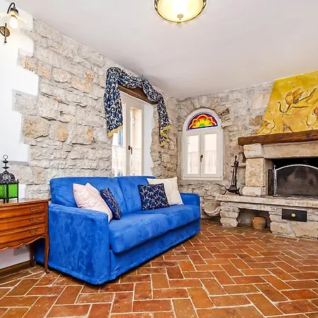 Casa Rubeus Daire