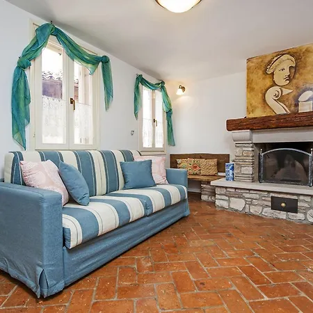 Casa Rubeus Daire